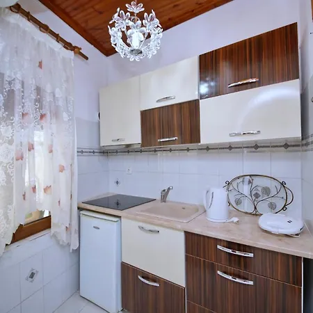 Vasia'S Small Villa Skopelos Town Exterior photo