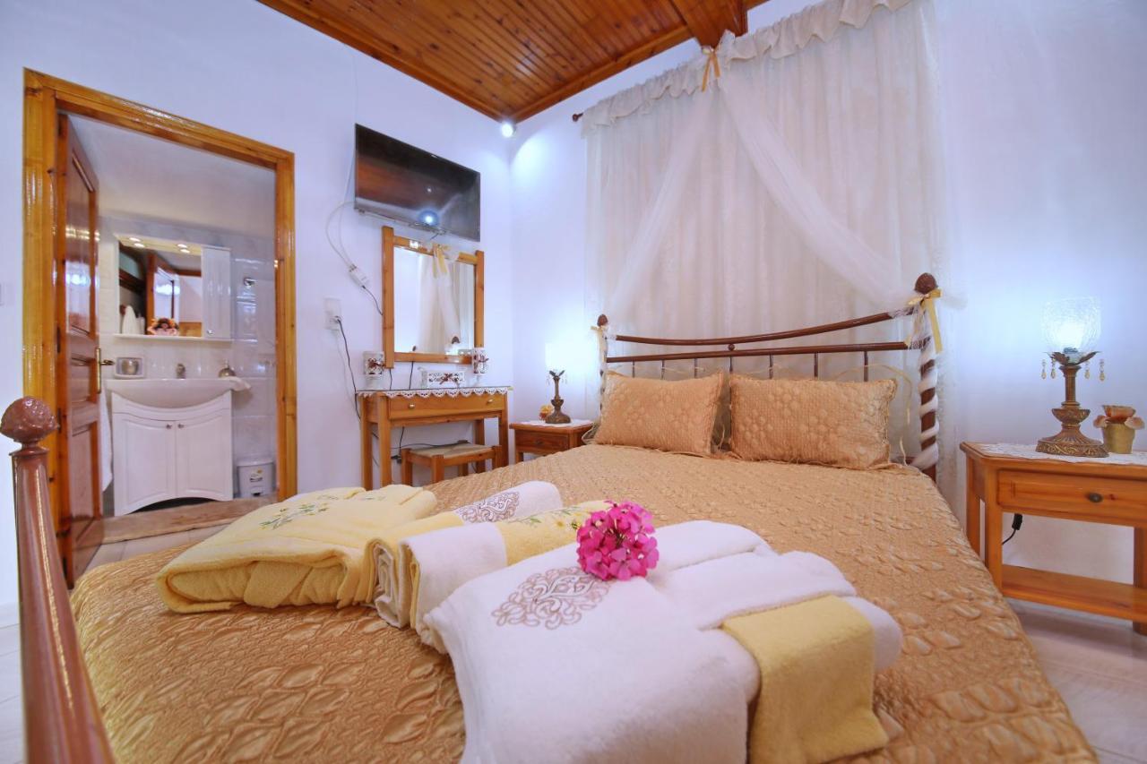 Vasia's Small Apartment *