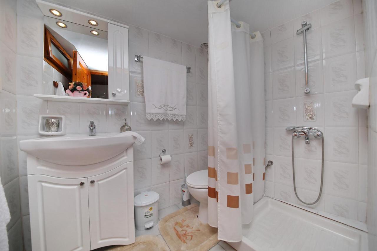 Vasia's Small Apartment *