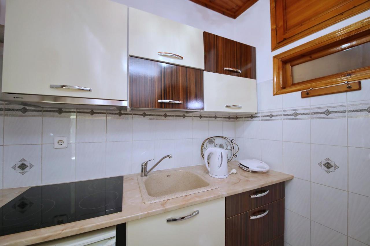 Vasia's Small Apartment